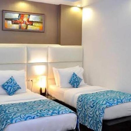 Hotel Elegance Neu-Delhi Exterior foto